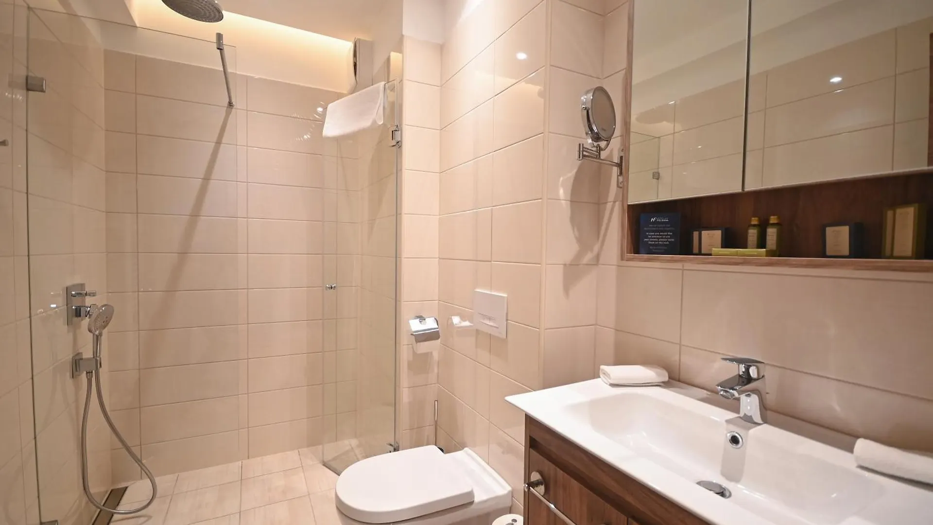 Hotel Foldana Budapest 4*,